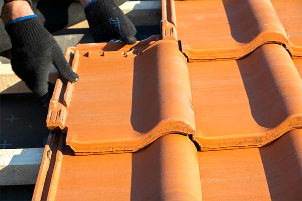 Dachsanierung Sanierung Dach Reparatur